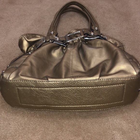 Wilson’s Leather Gold and Silver Purse - Picture 3 of 6